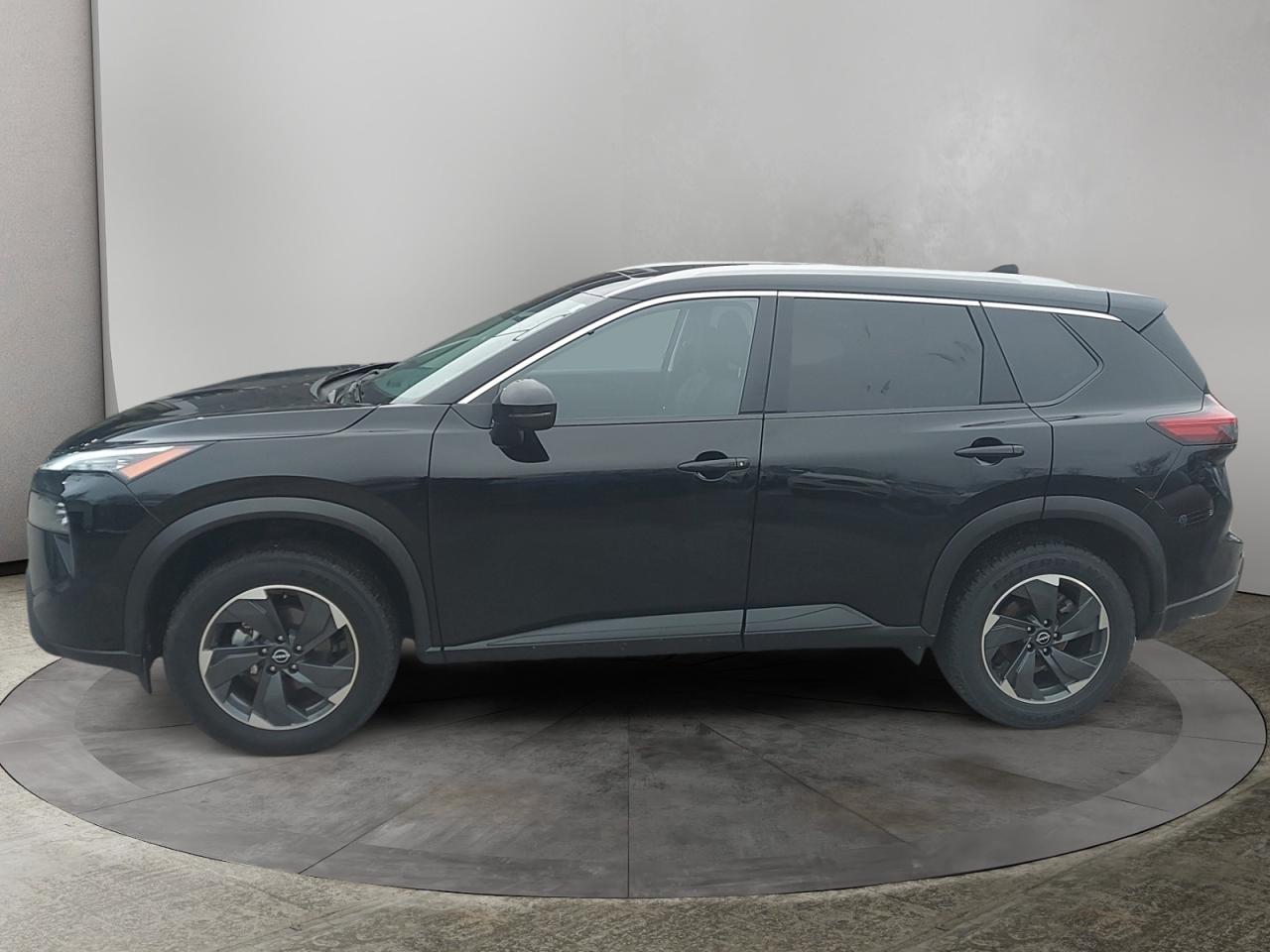 2024 Nissan Rogue SV MOONROOF Photo