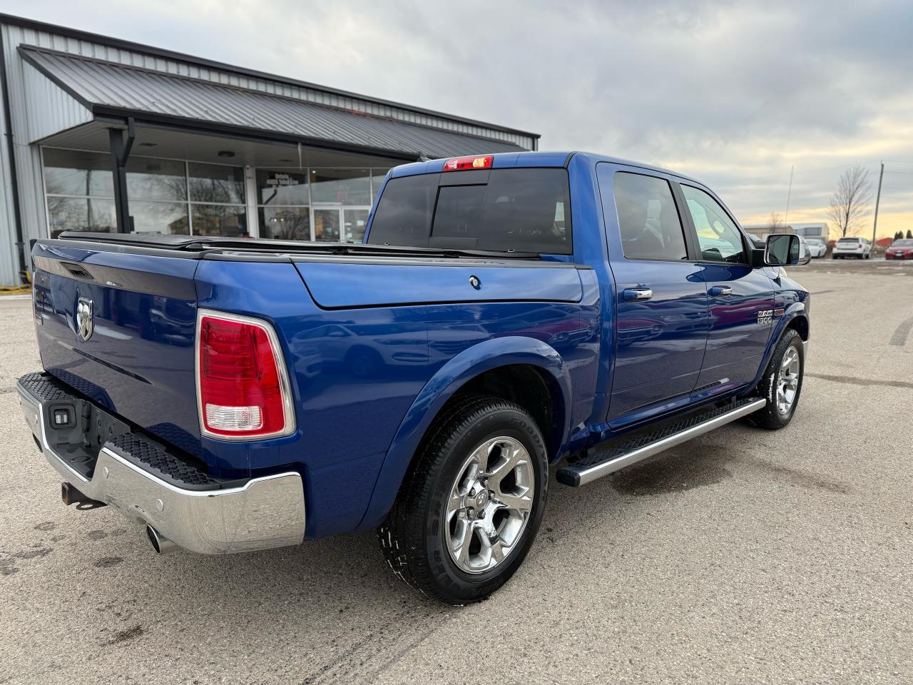 2018 RAM 1500 Laramie Photo3
