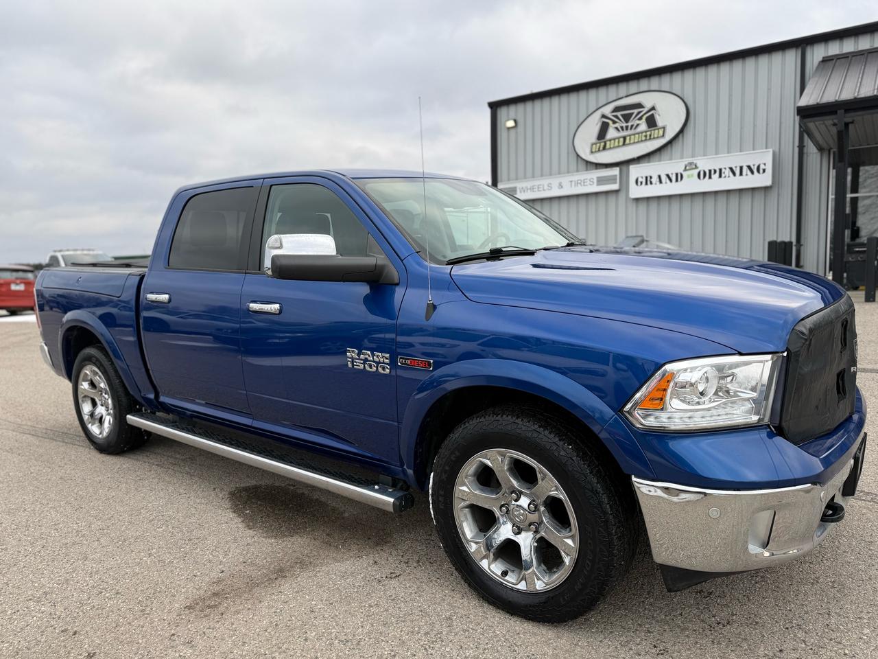 2018 RAM 1500 Laramie Photo2