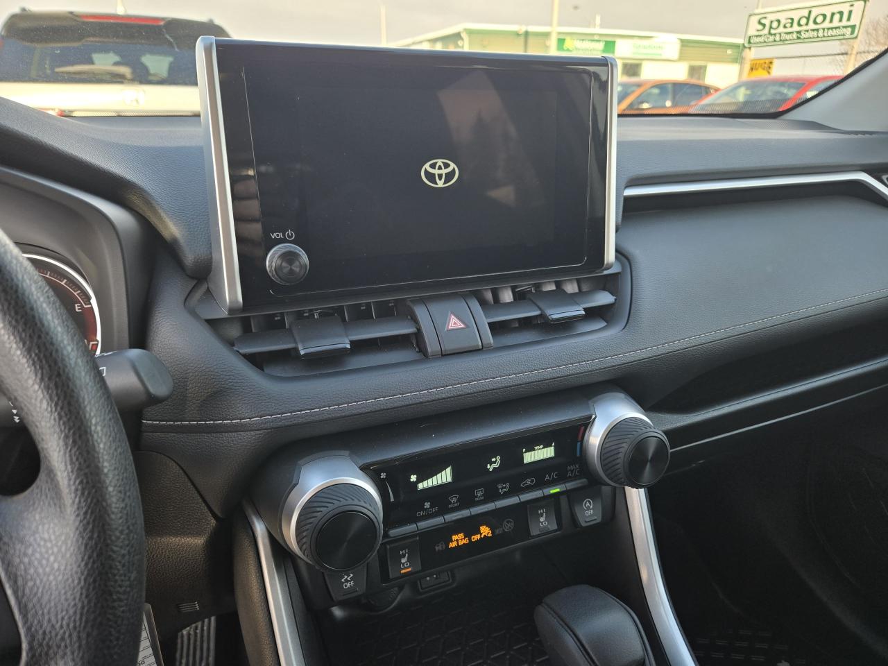 2025 Toyota RAV4 LE Photo