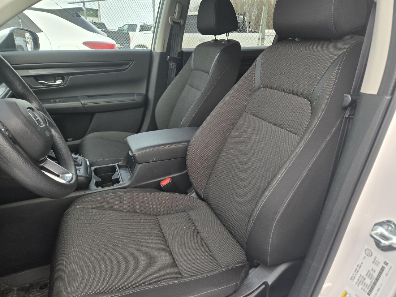 2025 Honda CR-V LX Photo