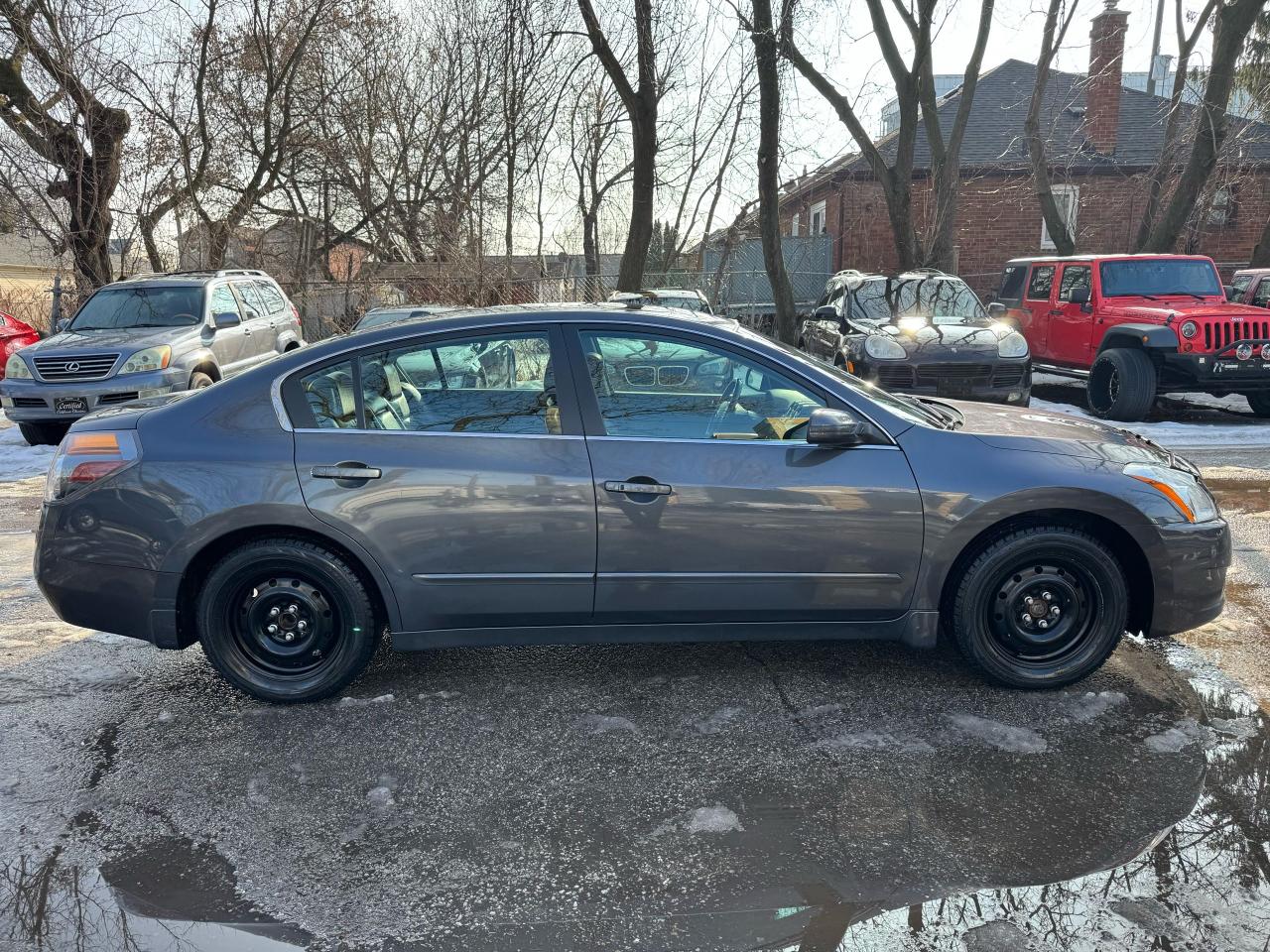 2012 Nissan Altima 2.5 SL - LOADED! Photo