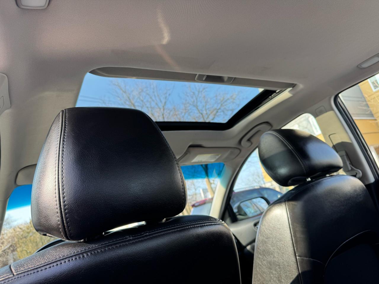 2012 Nissan Altima 2.5 SL - LOADED! Photo