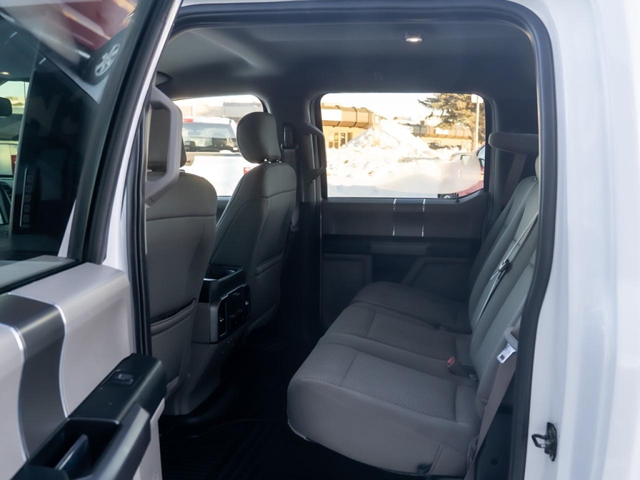 2019 Ford F-150 XLT 4WD SuperCrew 5.5' Box Photo40