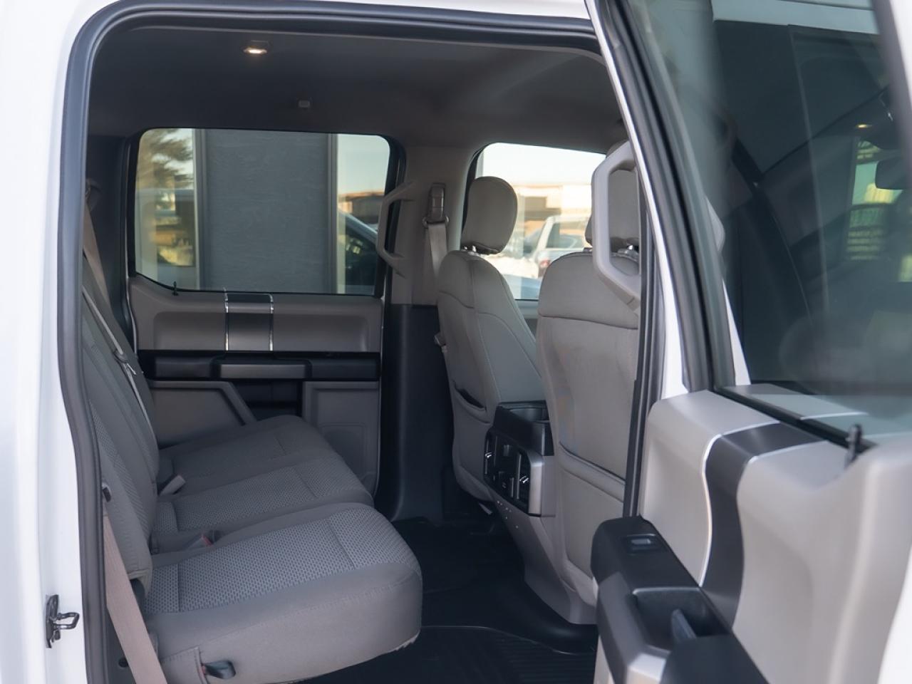 2019 Ford F-150 XLT 4WD SuperCrew 5.5' Box Photo19