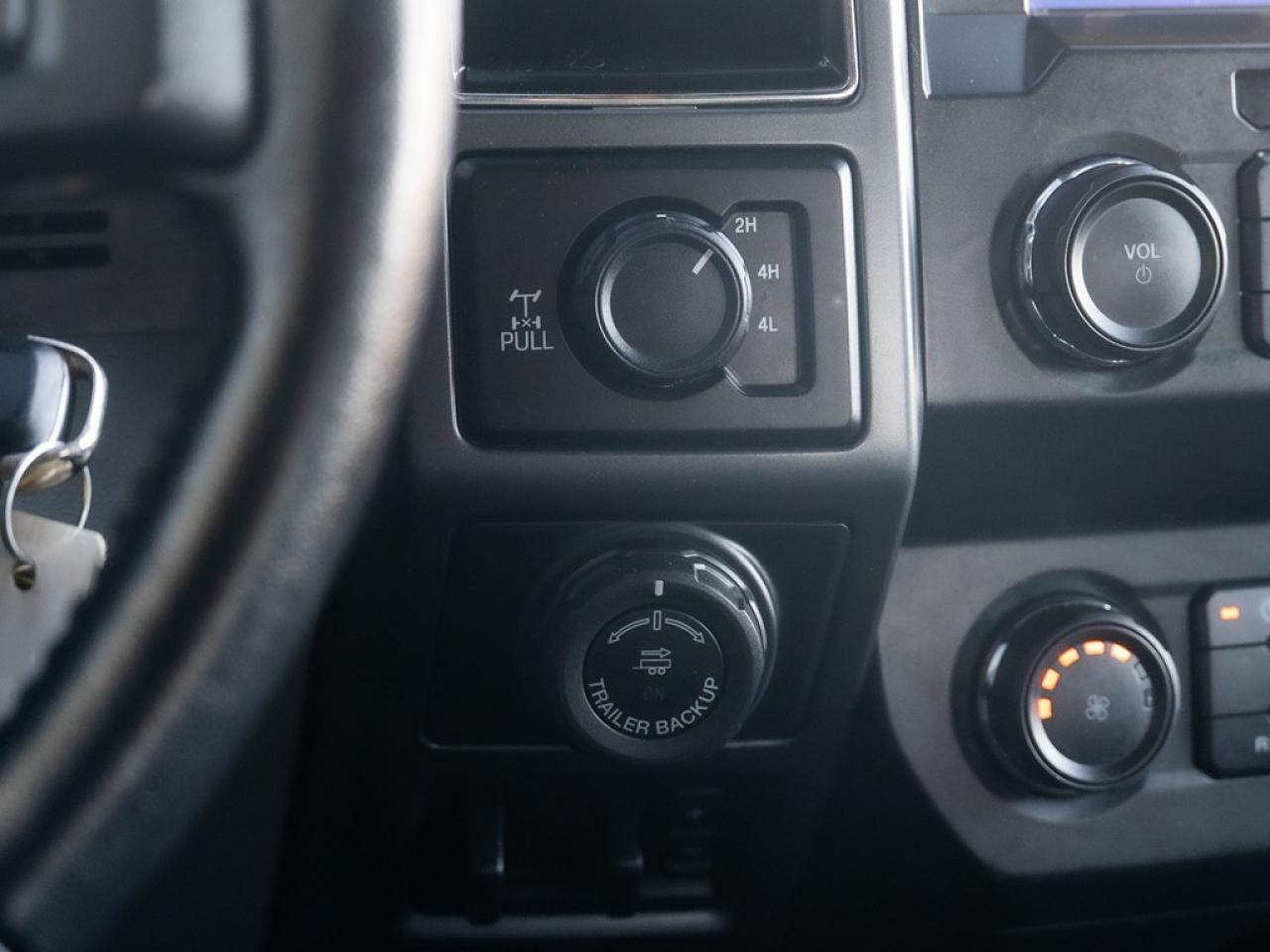 2019 Ford F-150 XLT 4WD SuperCrew 5.5' Box Photo34