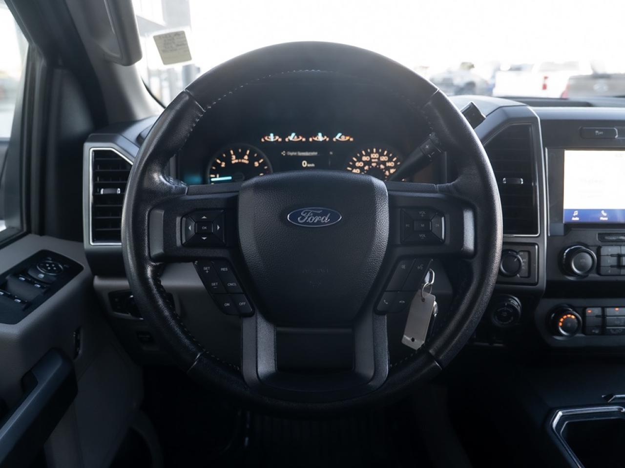 2019 Ford F-150 XLT 4WD SuperCrew 5.5' Box Photo10