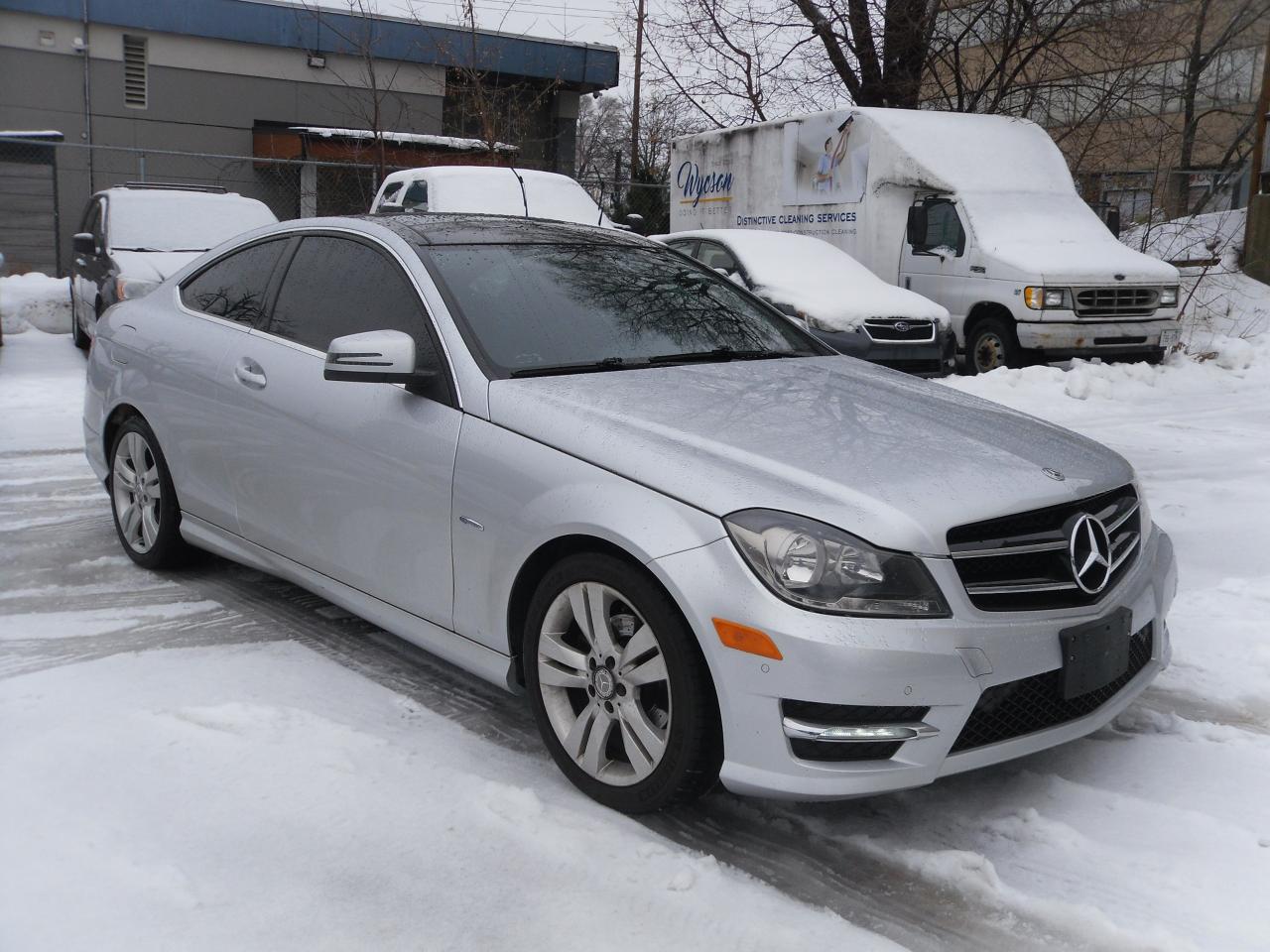 2012 Mercedes-Benz C-Class 2DR CPE C 250 RWD Photo2