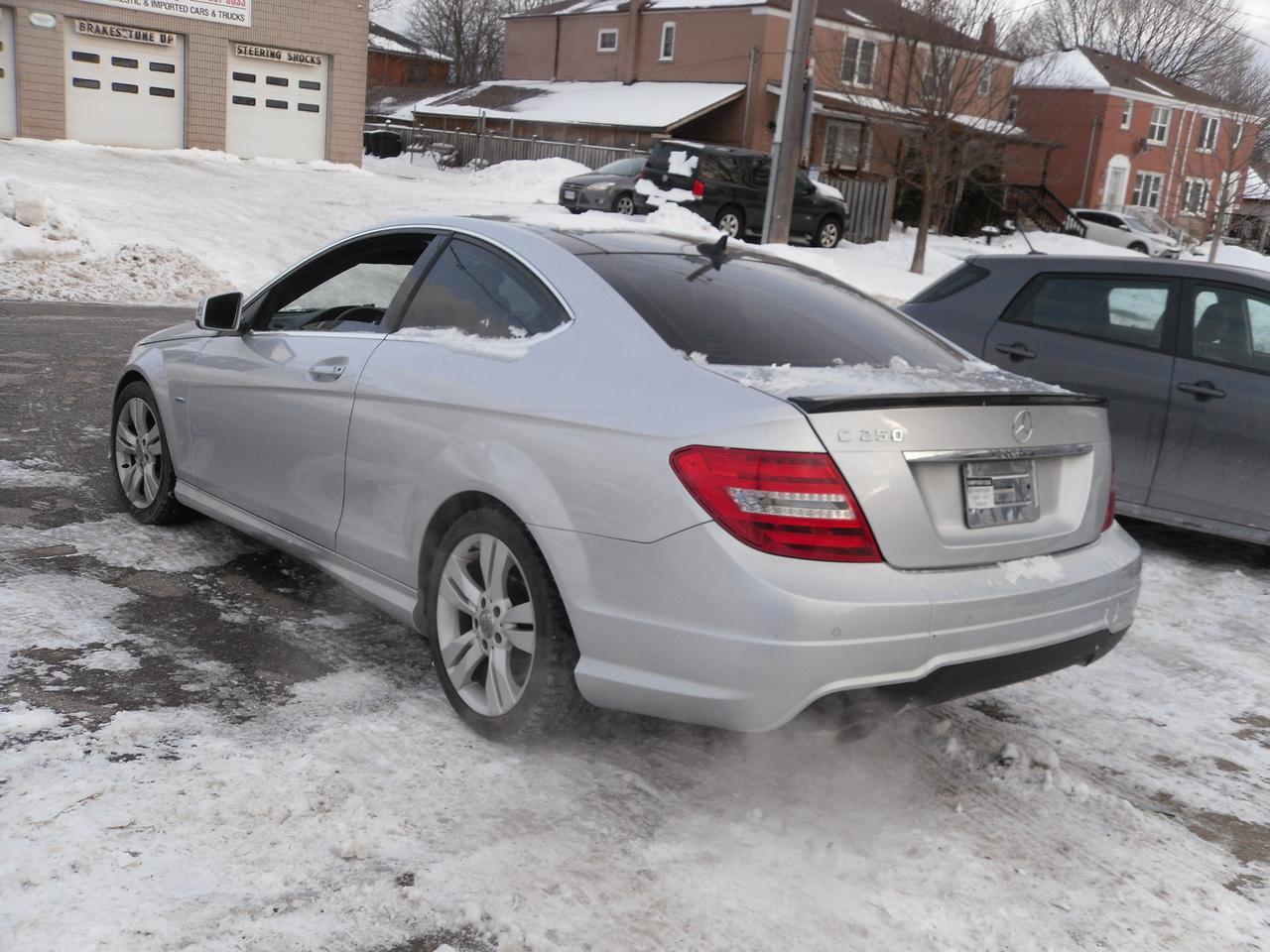 2012 Mercedes-Benz C-Class 2DR CPE C 250 RWD Photo4