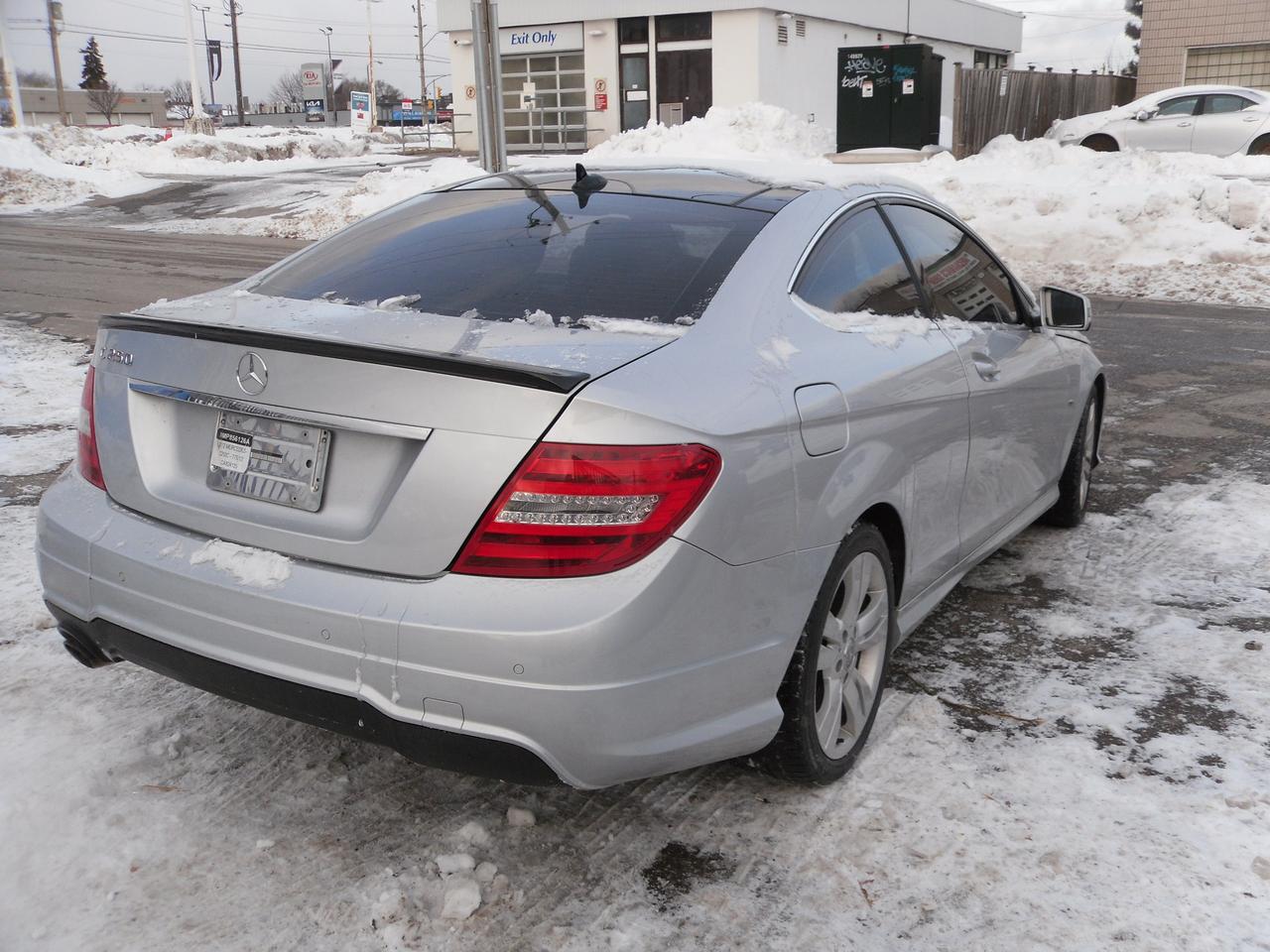2012 Mercedes-Benz C-Class 2DR CPE C 250 RWD Photo3