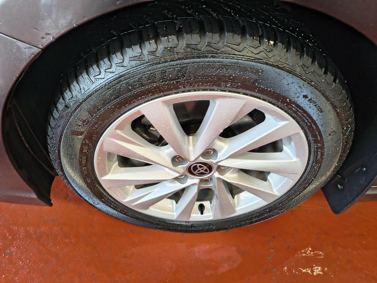 2021 Toyota Camry SE Photo0