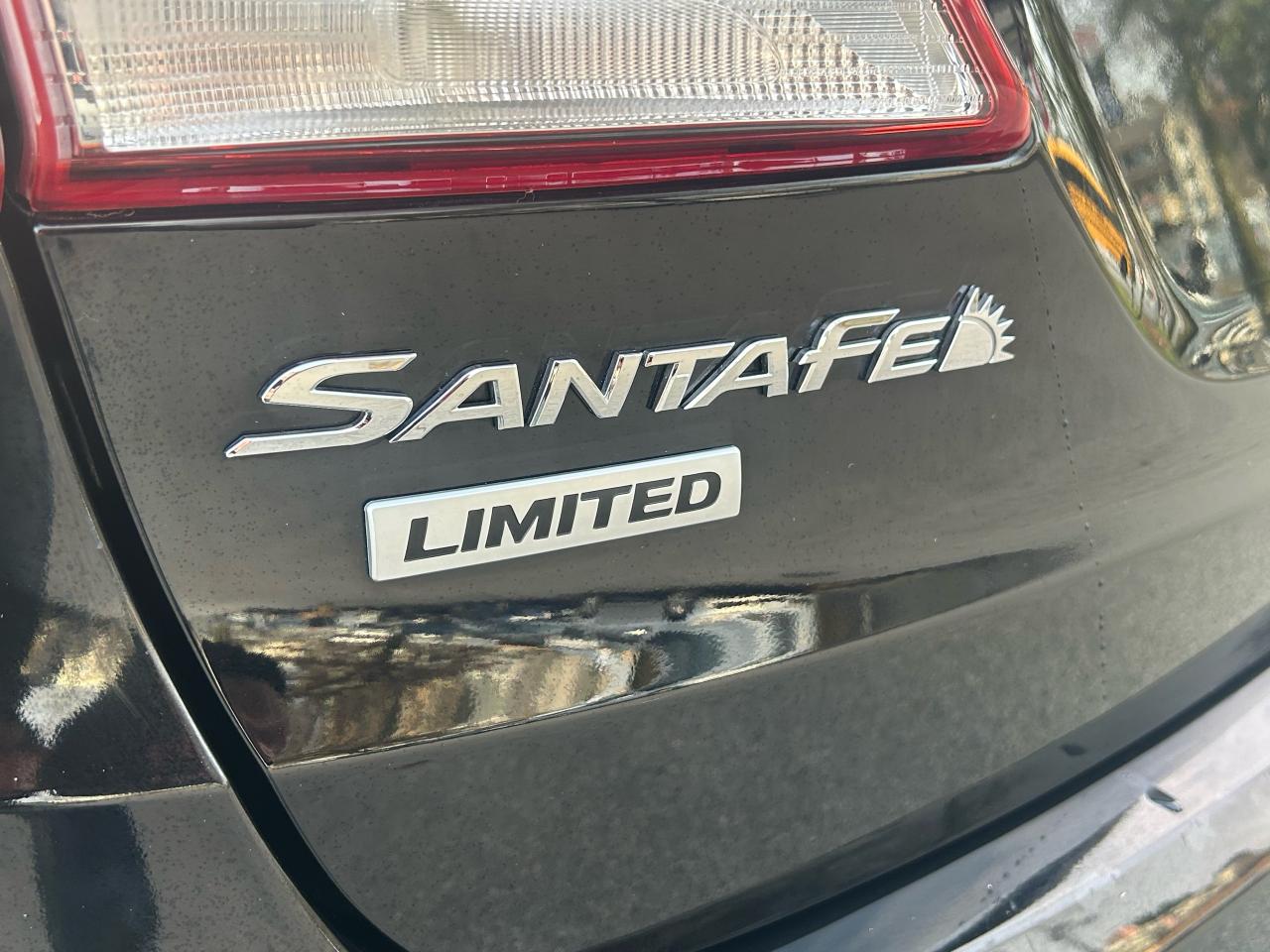 2017 Hyundai Santa Fe XL AWD 4dr Limited w/6-Passenger/Tow Pkg - Photo #17