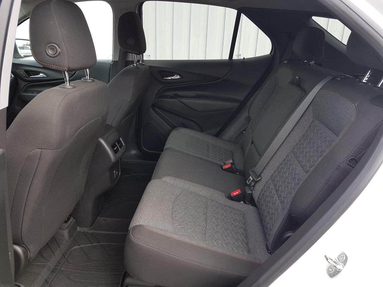 2022 Chevrolet Equinox LT AWD *HEATED SEATS* Photo