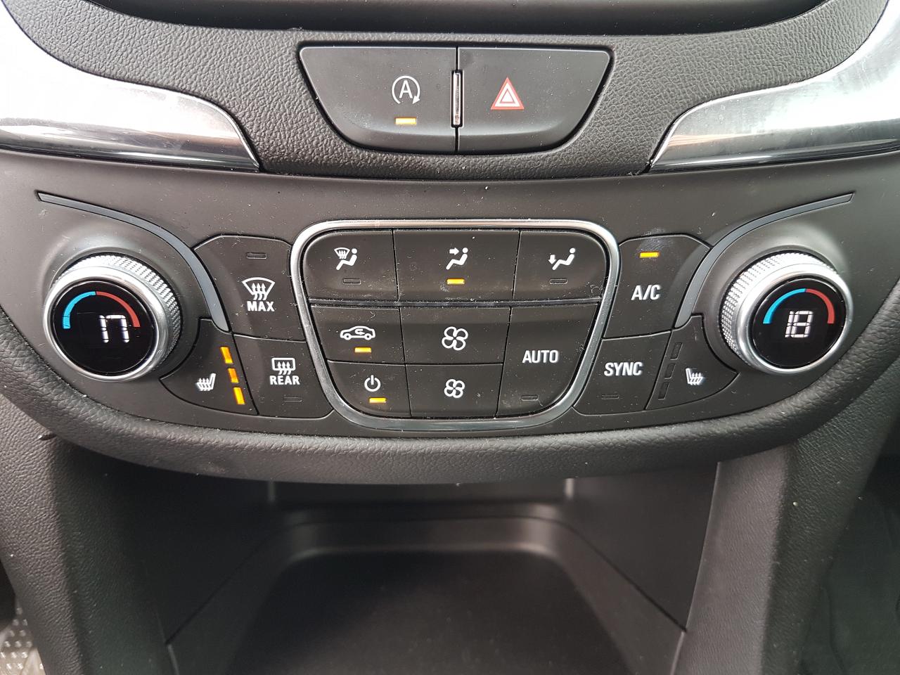 2022 Chevrolet Equinox LT AWD *HEATED SEATS* Photo