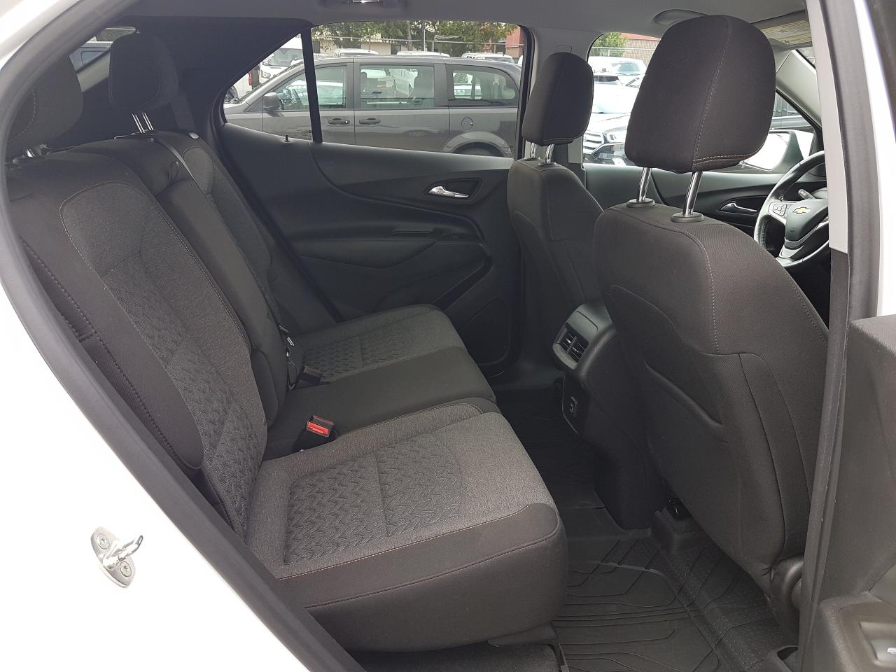 2022 Chevrolet Equinox LT AWD *HEATED SEATS* Photo