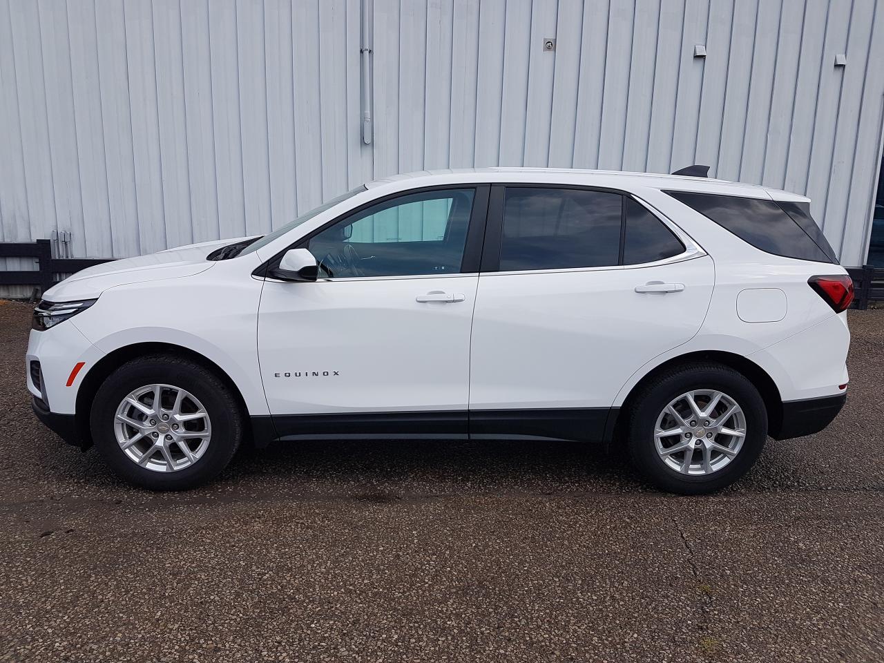 2022 Chevrolet Equinox LT AWD *HEATED SEATS* Photo