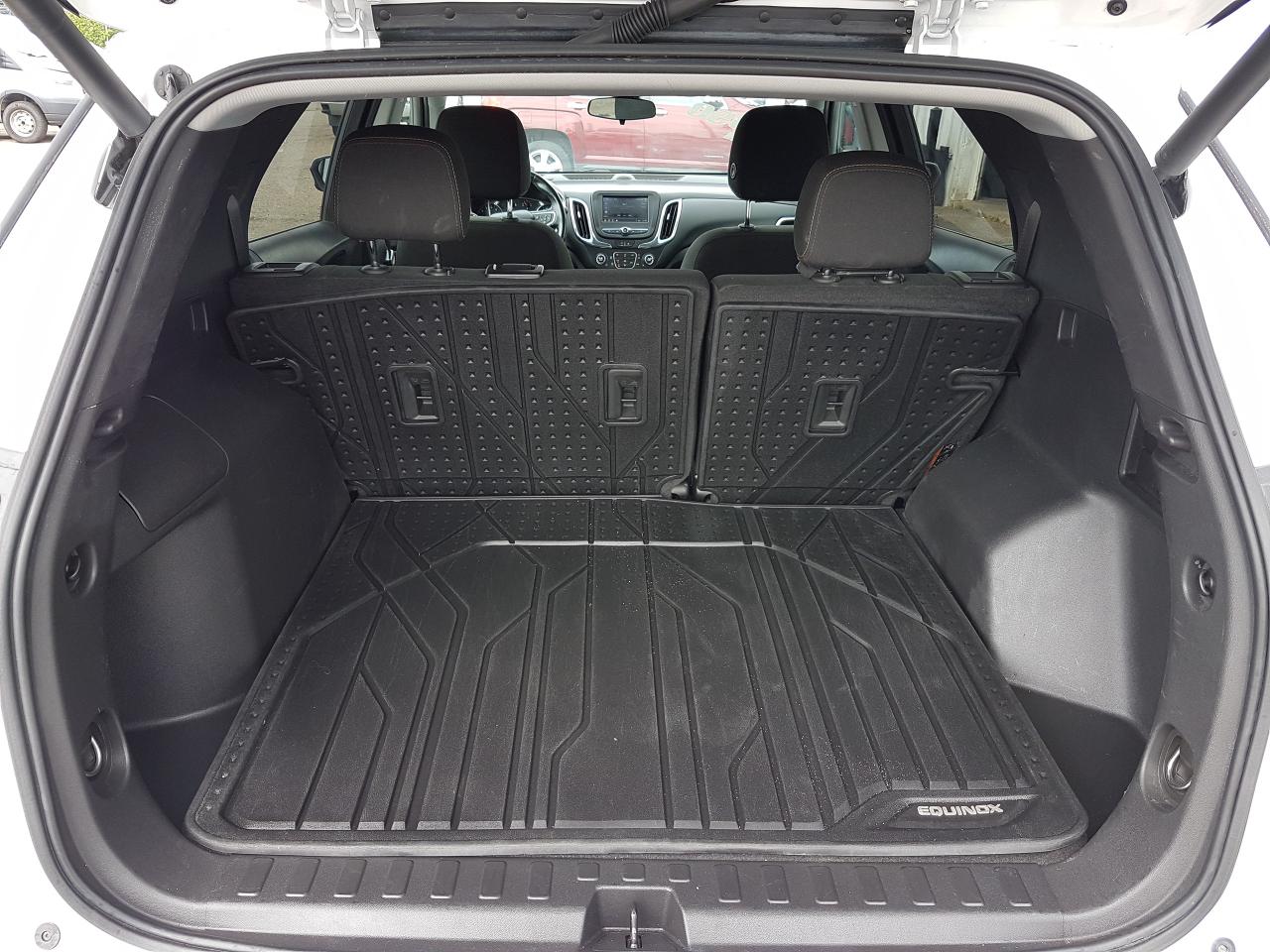 2022 Chevrolet Equinox LT AWD *HEATED SEATS* Photo