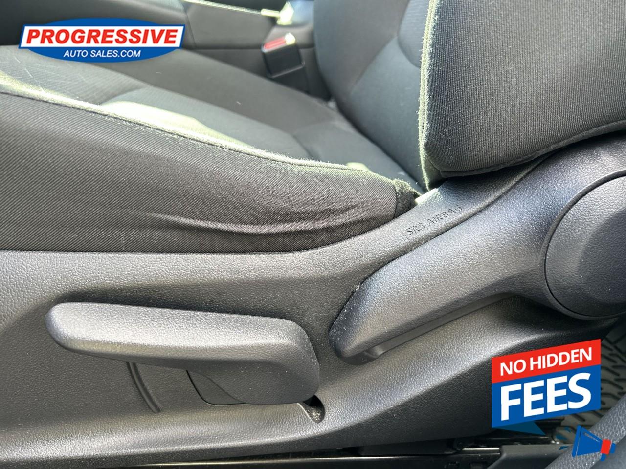 2023 Toyota RAV4 Hybrid LE Photo