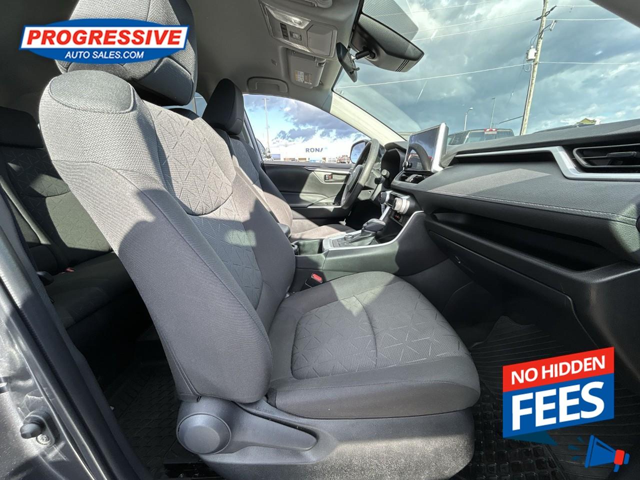 2023 Toyota RAV4 Hybrid LE Photo