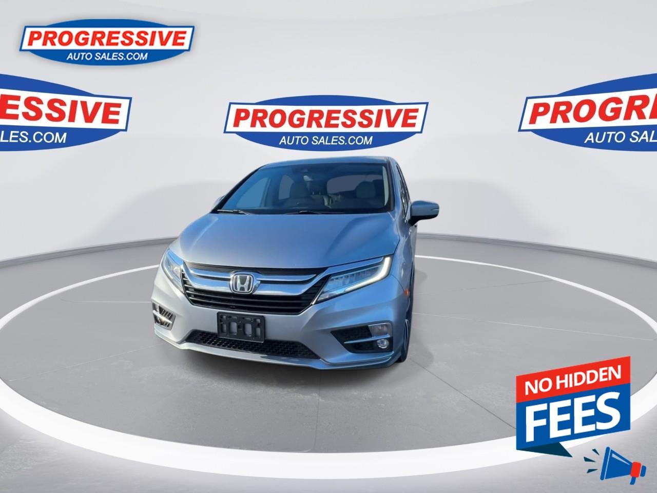 2019 Honda Odyssey Touring Photo3