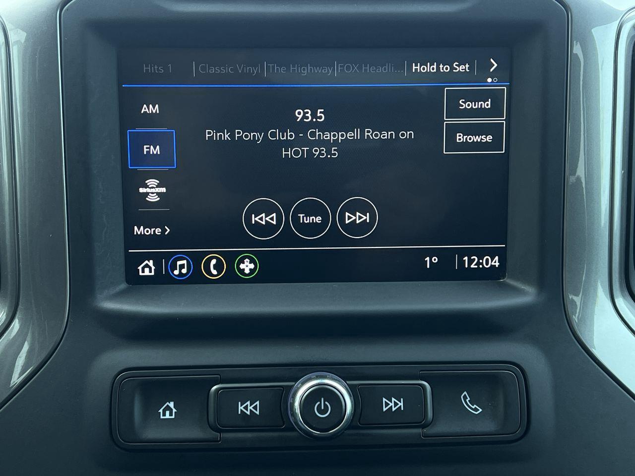 2023 Chevrolet Silverado 1500 Custom 4X4, 6 PASSENGER, SIRIUS XM, BACK UP CAM, POWER LIFTGATE!! Photo