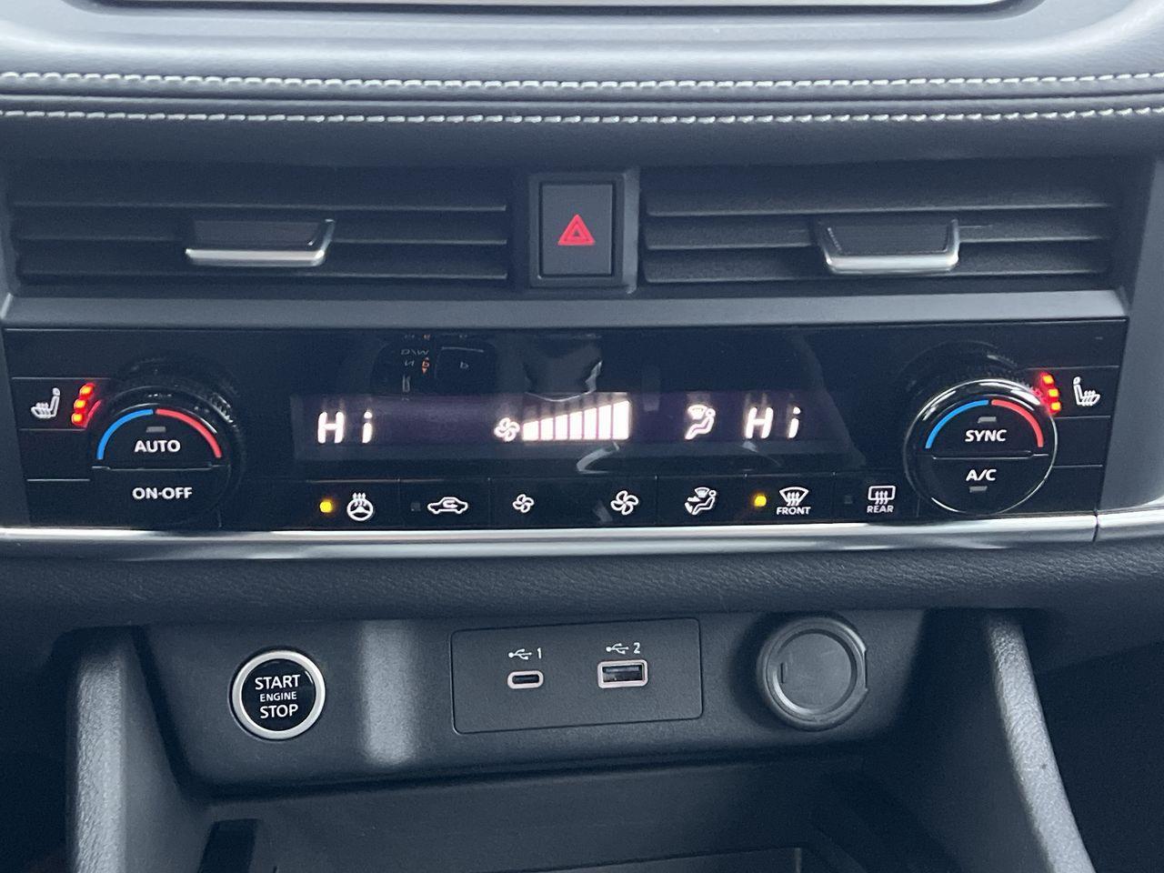 2023 Nissan Rogue SV Midnight Edition AWD, HEATED SEATS, REMOTE START, CRUISE CONTROL, BACK UP CAM!! Photo