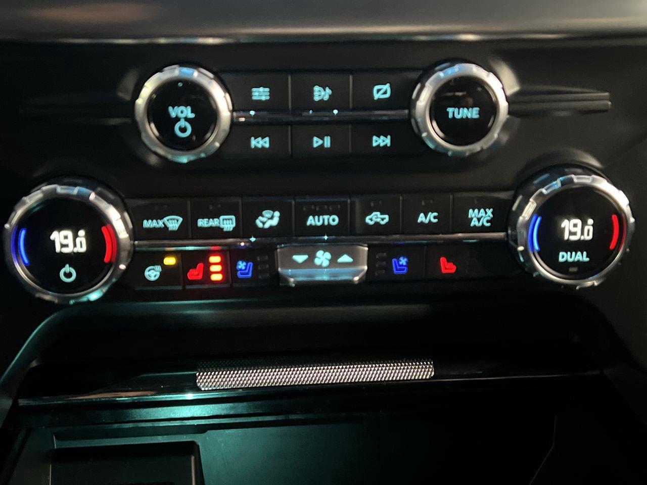 2021 Ford F-150 Lariat 4x4 Photo