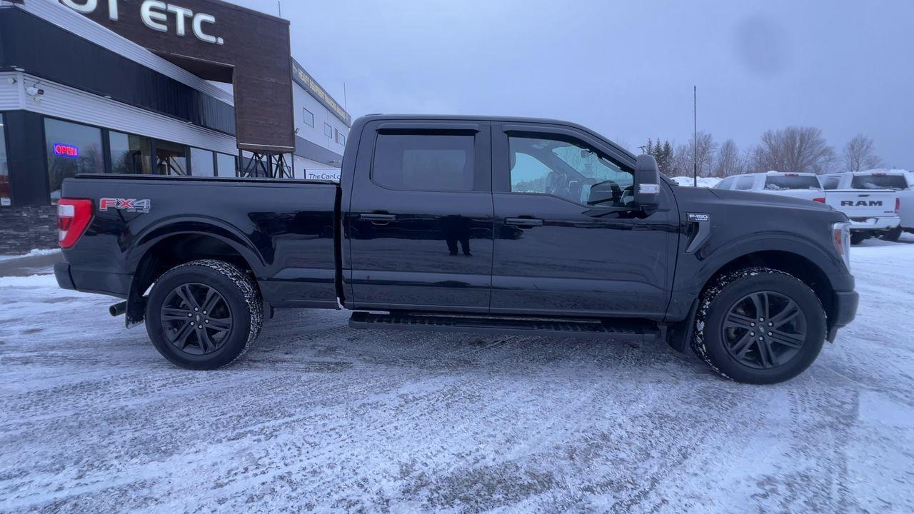 2021 Ford F-150 Lariat 4X4, HEATED STEERING WHEEL, HEATED LEATHER SEATS, NAV, BACK UP CAM!! Photo4