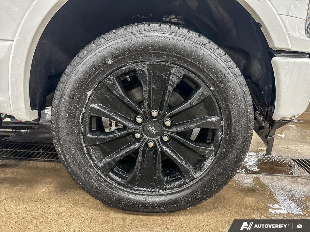 2020 Ford F-150 Lariat 502A|$7K IN OPTIONS|LONGBOX 6.5FT|BLK PKG|STEP|FX4 Photo