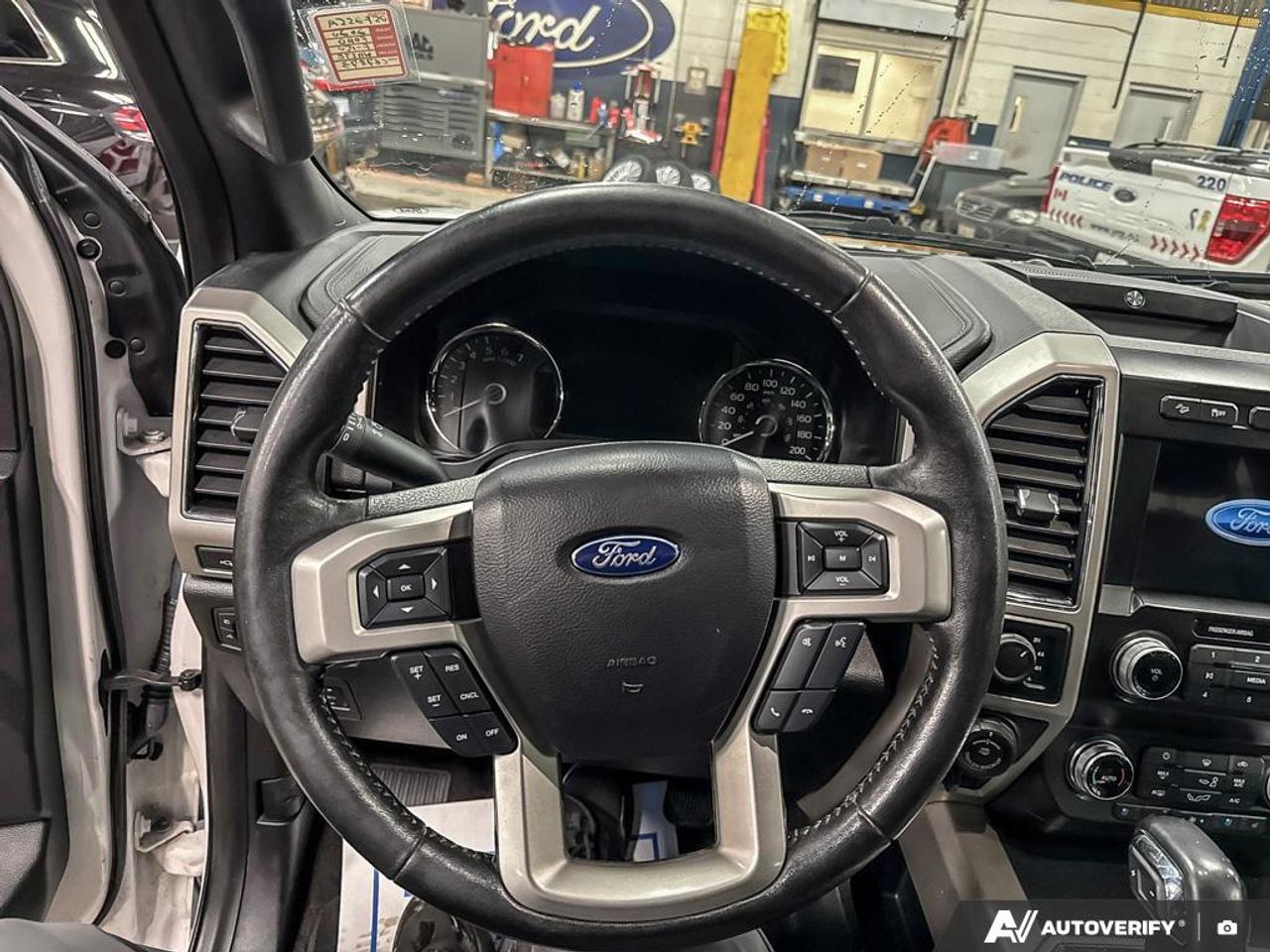 2020 Ford F-150 Lariat 502A|$7K IN OPTIONS|LONGBOX 6.5FT|BLK PKG|STEP|FX4 Photo