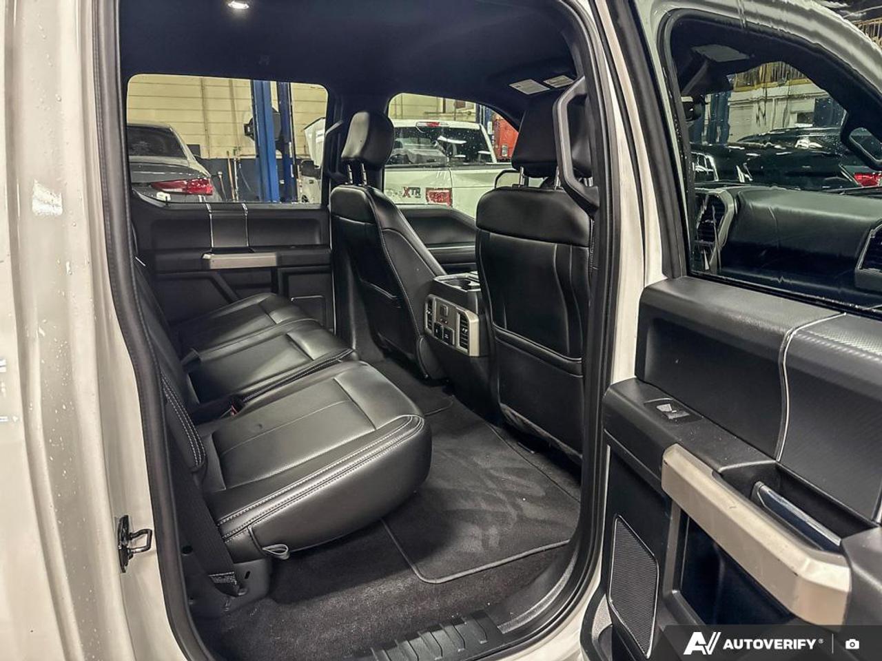 2020 Ford F-150 Lariat 502A|$7K IN OPTIONS|LONGBOX 6.5FT|BLK PKG|STEP|FX4 Photo