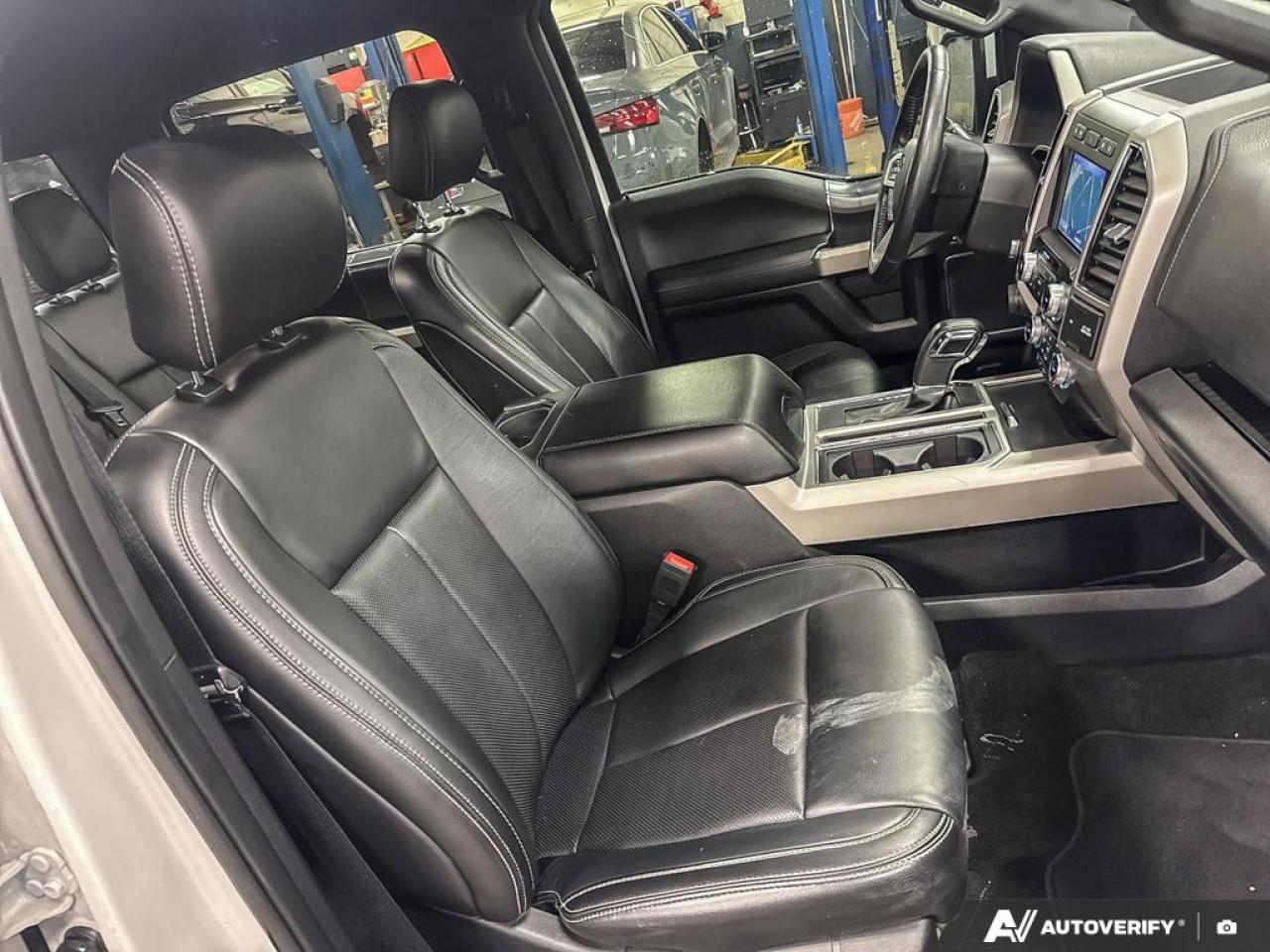 2020 Ford F-150 Lariat 502A|$7K IN OPTIONS|LONGBOX 6.5FT|BLK PKG|STEP|FX4 Photo