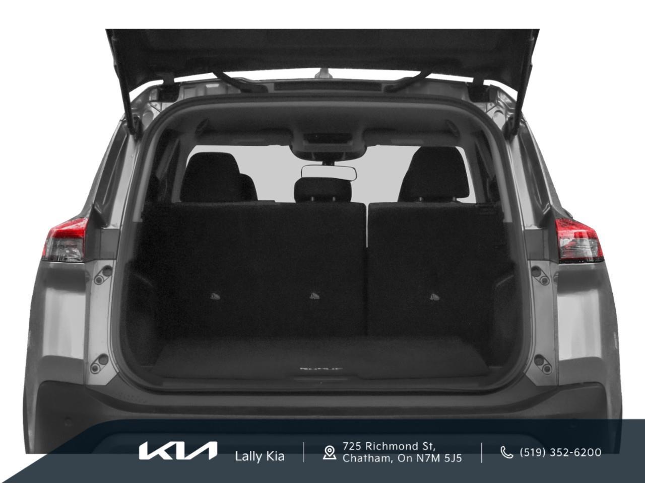 2023 Nissan Rogue SV Moonroof New Arrival | Low KMs | Clean CarFax | Heated Seats Photo