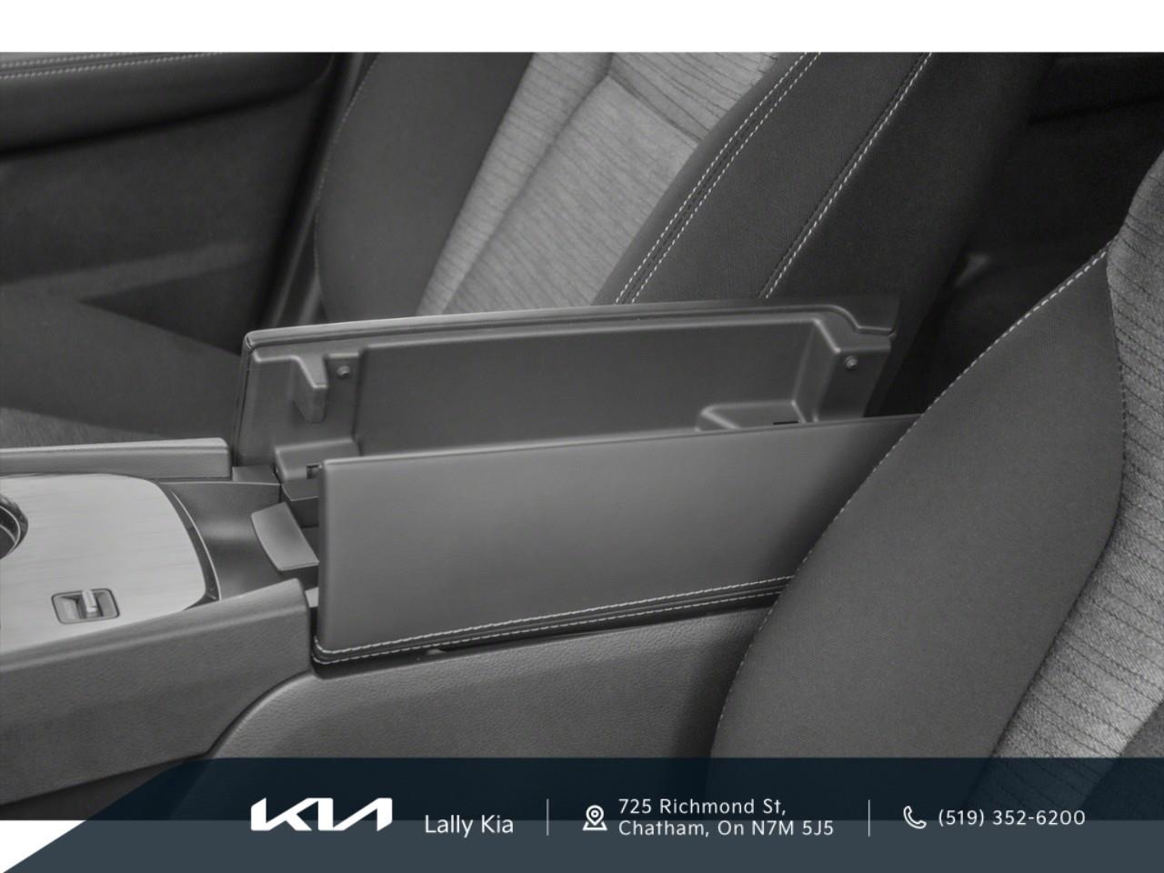 2023 Nissan Rogue SV Moonroof New Arrival | Low KMs | Clean CarFax | Heated Seats Photo