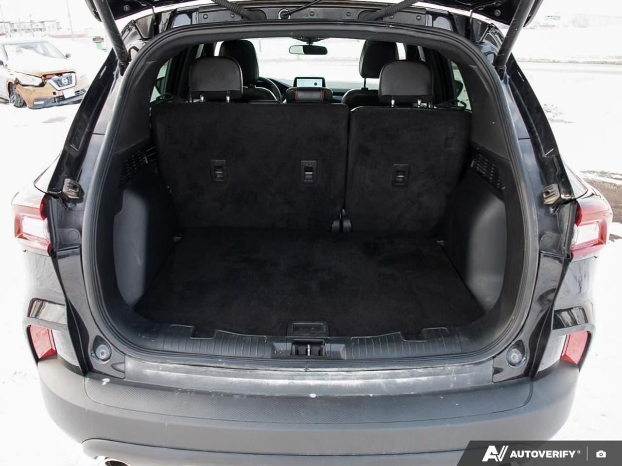 2025 Ford Escape ST-Line Moonroof Photo