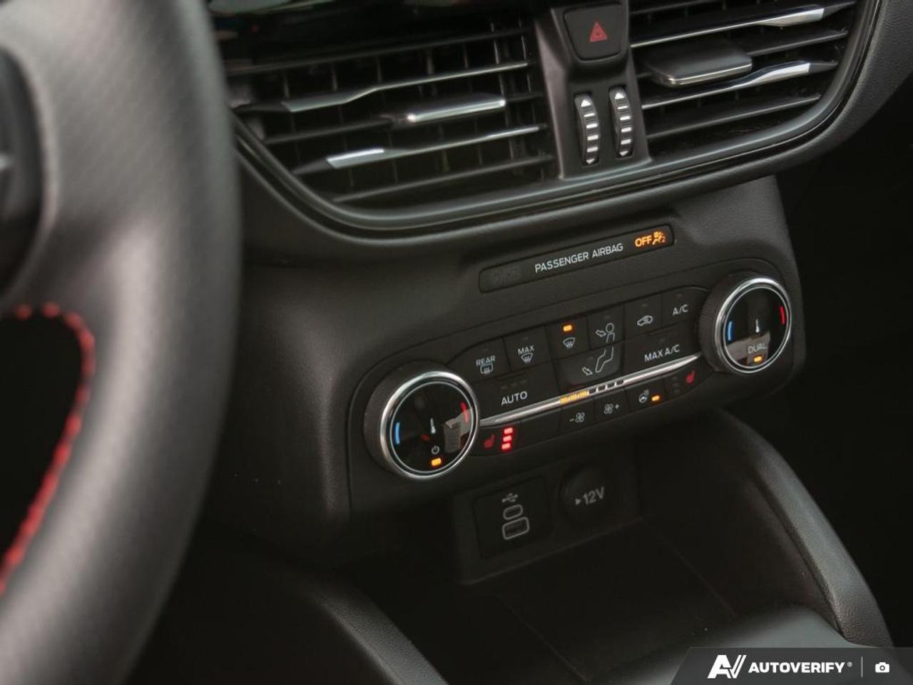 2025 Ford Escape ST-Line Moonroof Photo