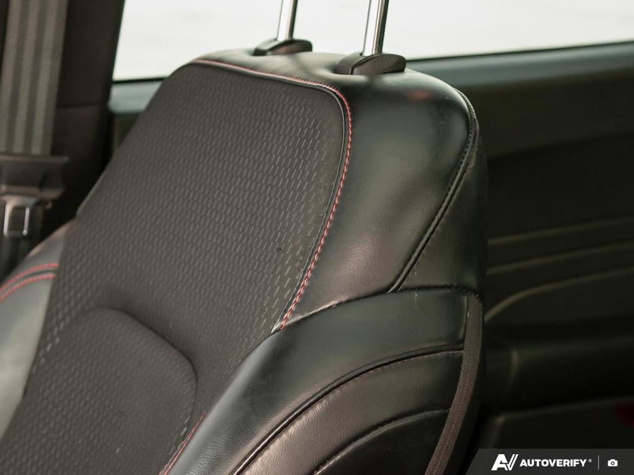 2025 Ford Escape ST-Line Moonroof Photo