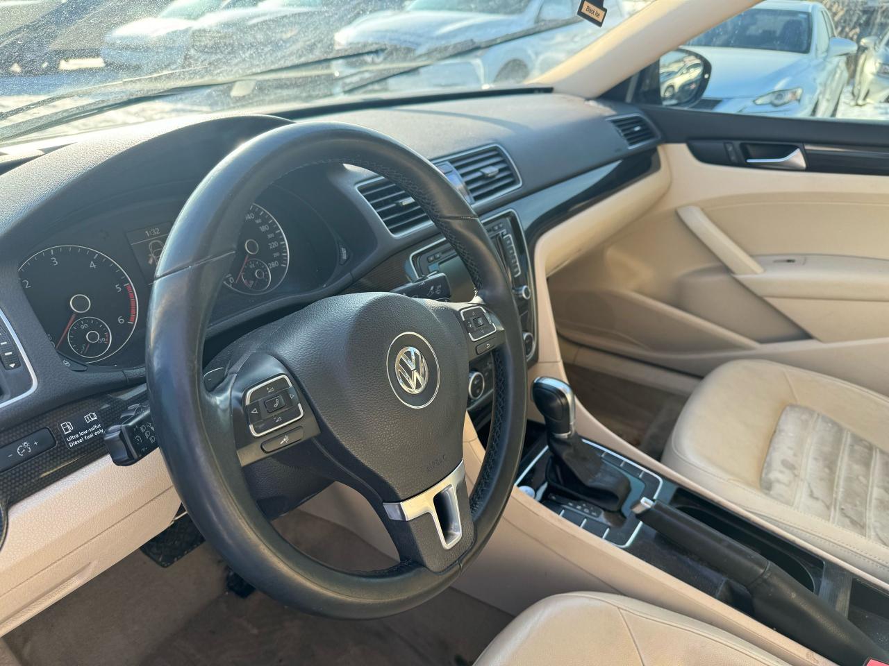 2012 Volkswagen Passat 2.0 TDI DSG Highline Photo