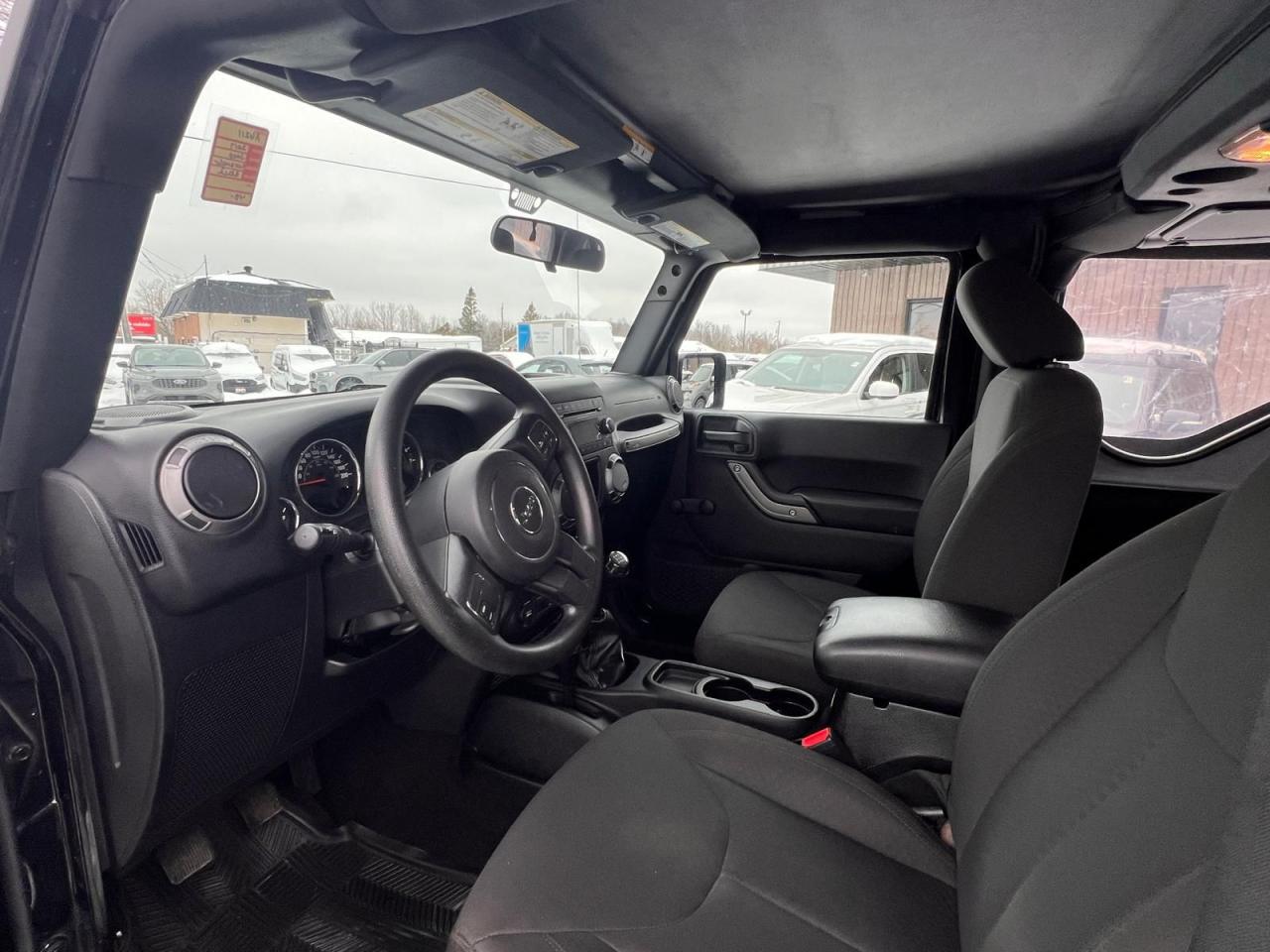 2017 Jeep Wrangler SPORT Photo