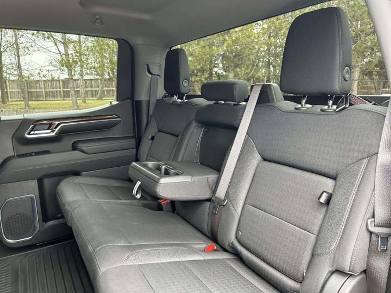 2024 GMC Sierra 1500 Elevation 4x4 Crew Cab 5.5ft Box Photo