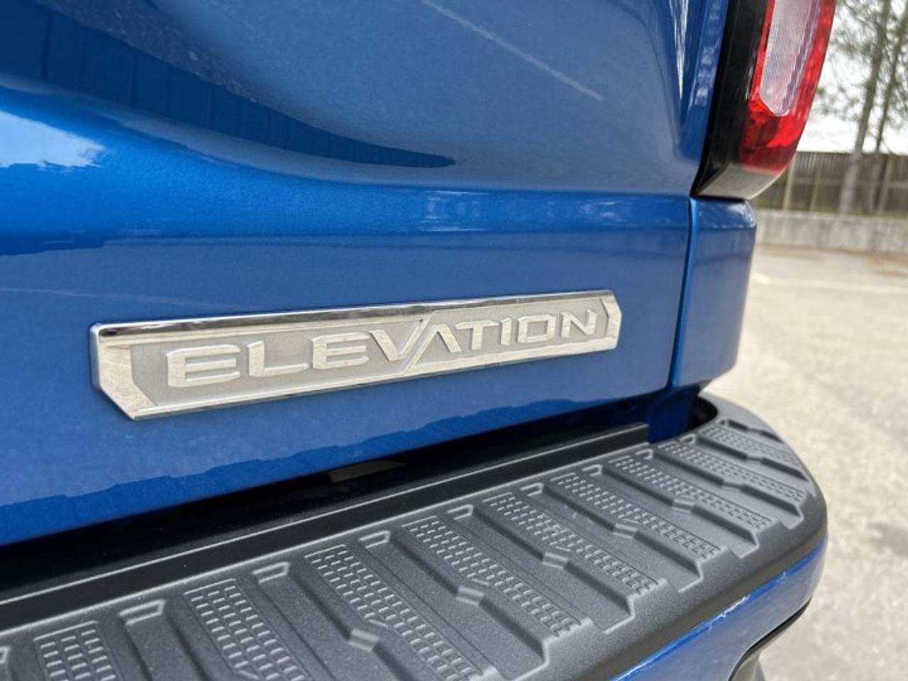 2024 GMC Sierra 1500 Elevation 4x4 Crew Cab 5.5ft Box Photo