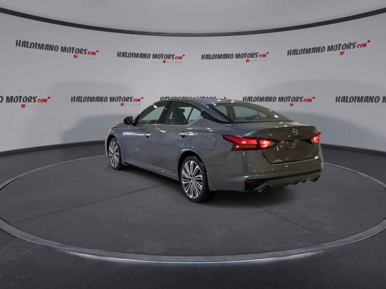 2024 Nissan Altima Platinum AWD | 360 Camera | Leather Photo