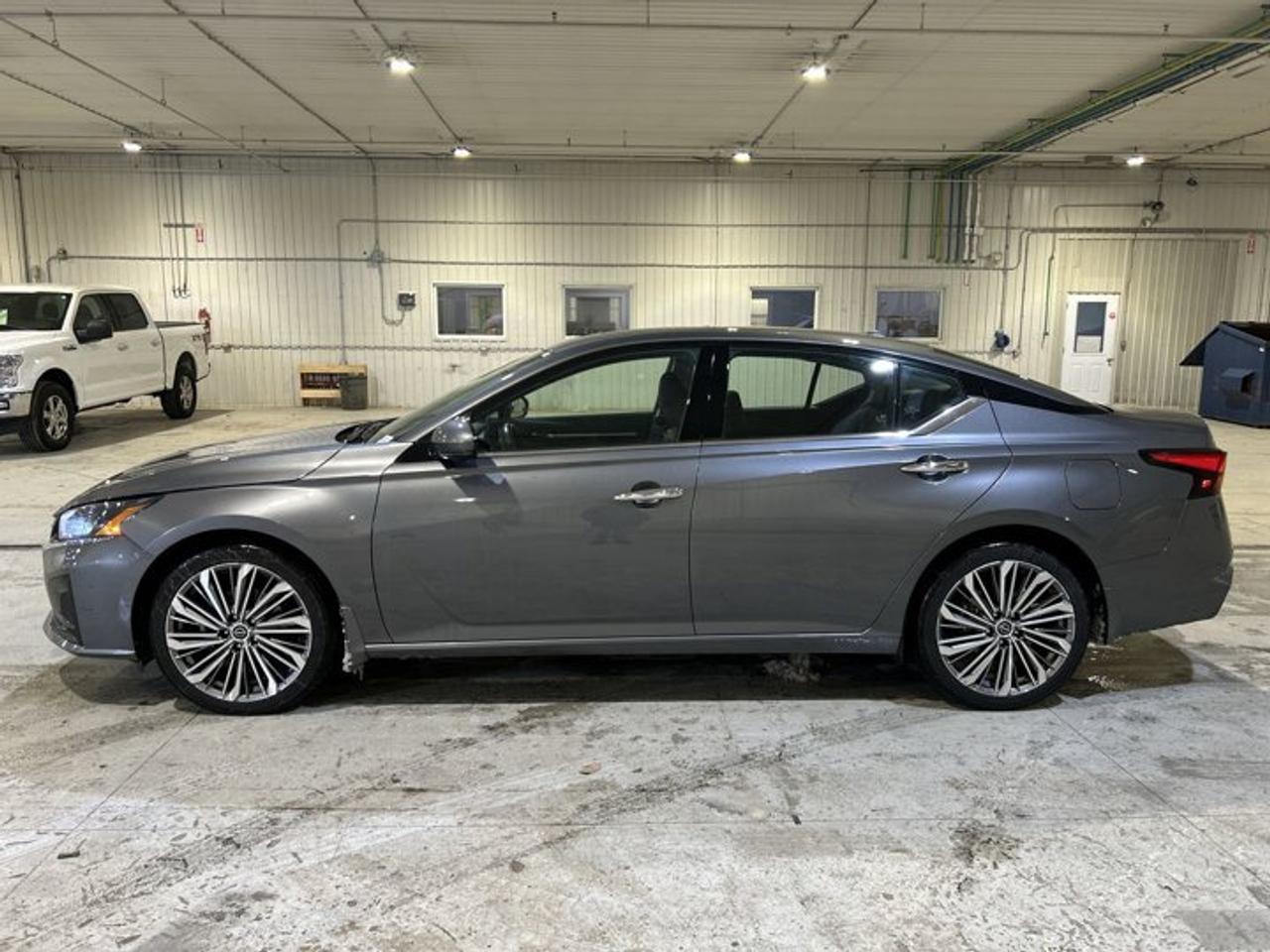 2024 Nissan Altima Platinum AWD | 360 Camera | Leather Photo