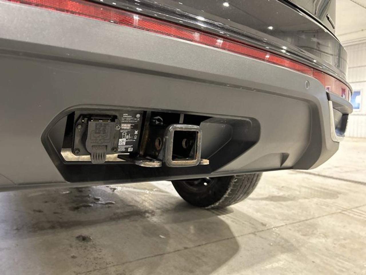 2024 Volkswagen Atlas Cross Sport Comfortline 4MOTION | No Accidents | One Owner Photo