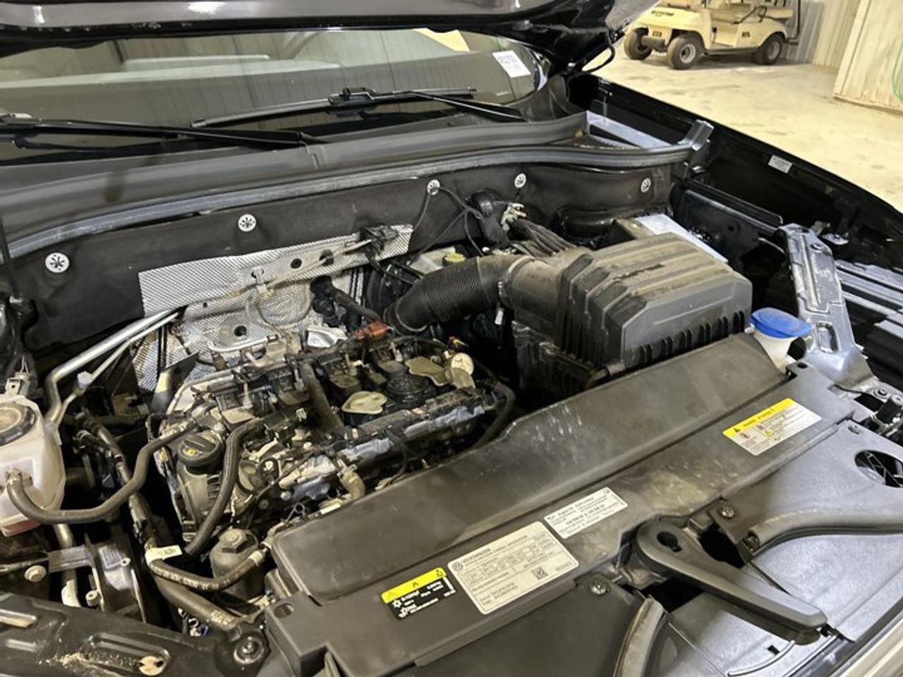 2024 Volkswagen Atlas Cross Sport Comfortline 4MOTION | No Accidents | One Owner Photo