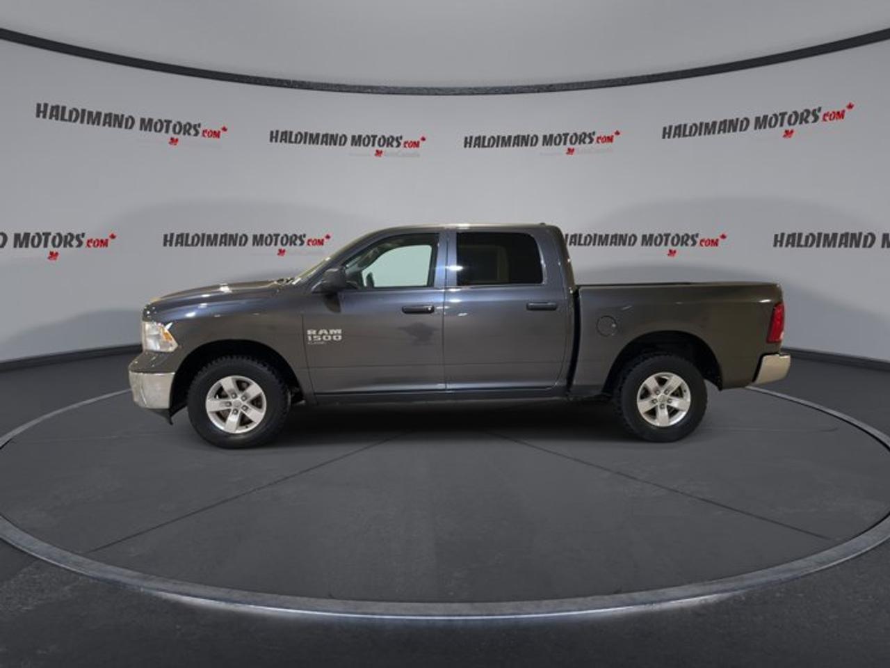 2022 RAM 1500 Classic SLT 4x4 Crew Photo