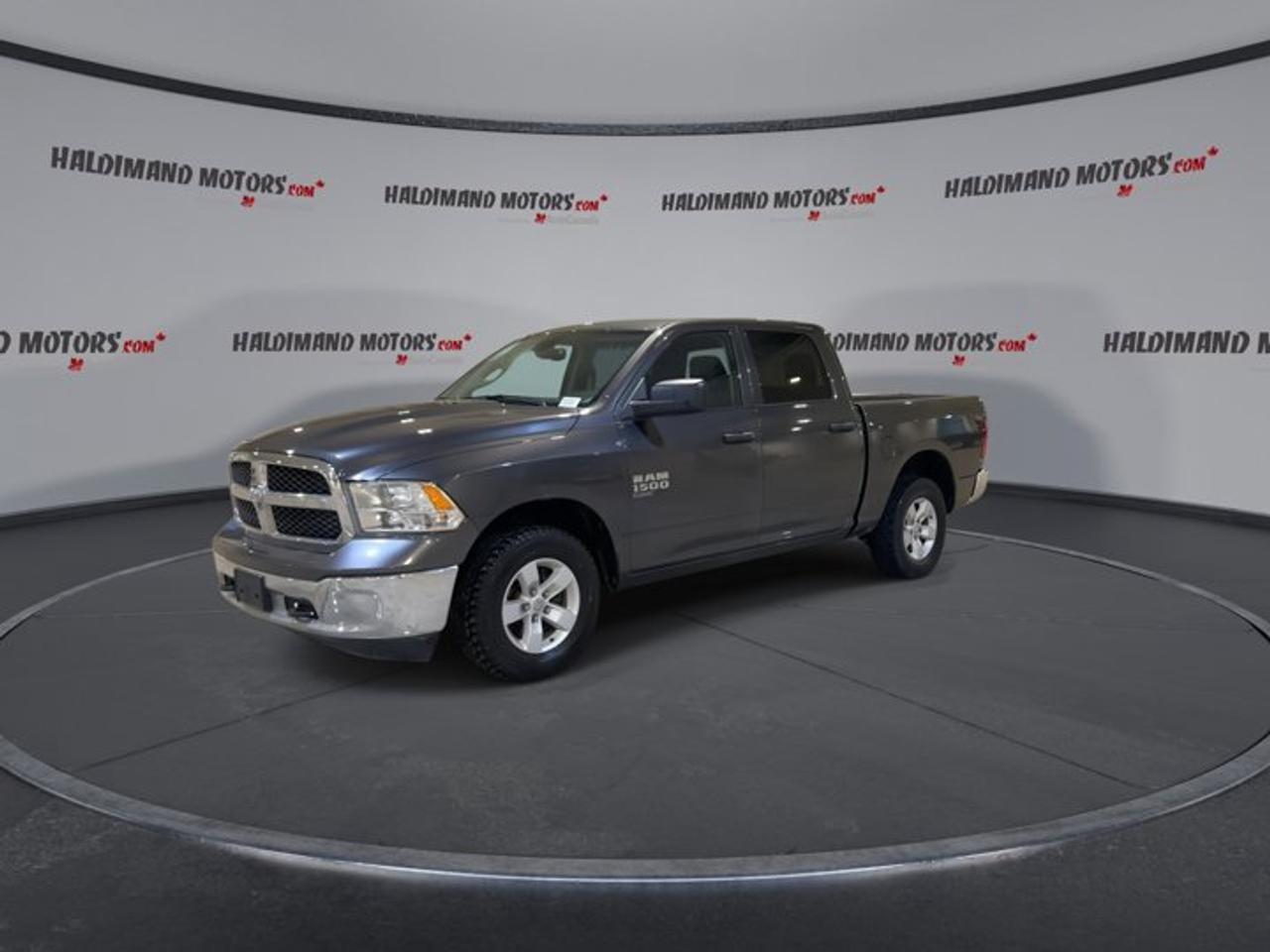 2022 RAM 1500 Classic SLT 4x4 Crew Photo