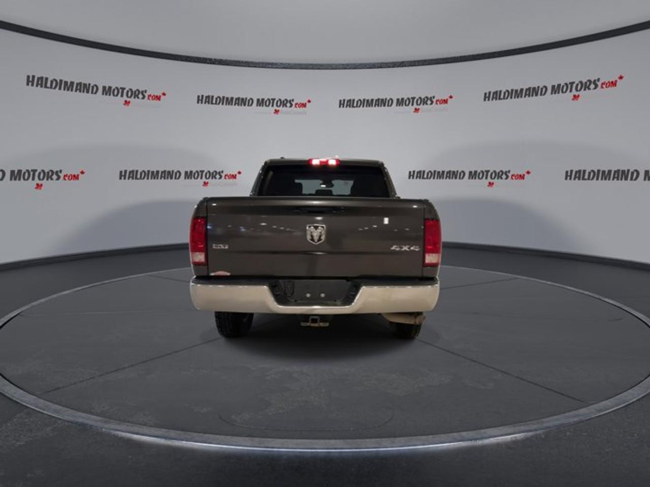 2022 RAM 1500 Classic SLT 4x4 Crew Photo