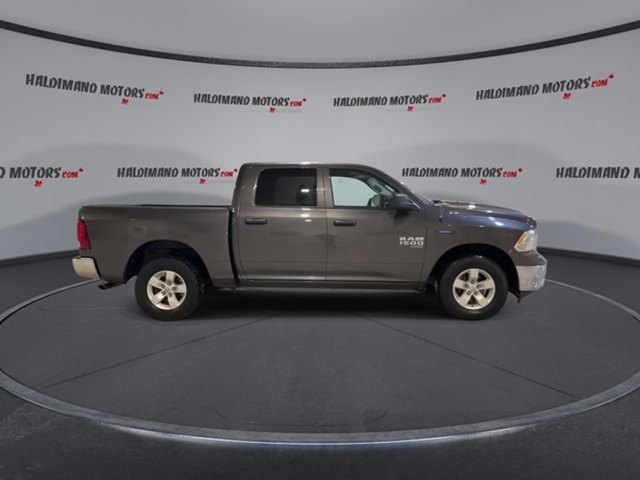 2022 RAM 1500 Classic SLT 4x4 Crew Photo