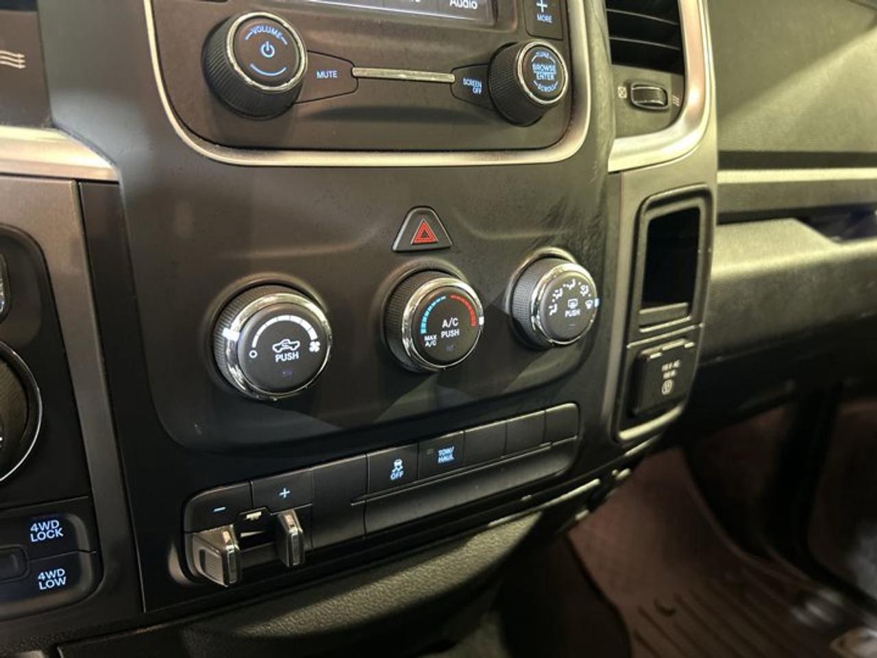 2022 RAM 1500 Classic SLT 4x4 Crew Photo